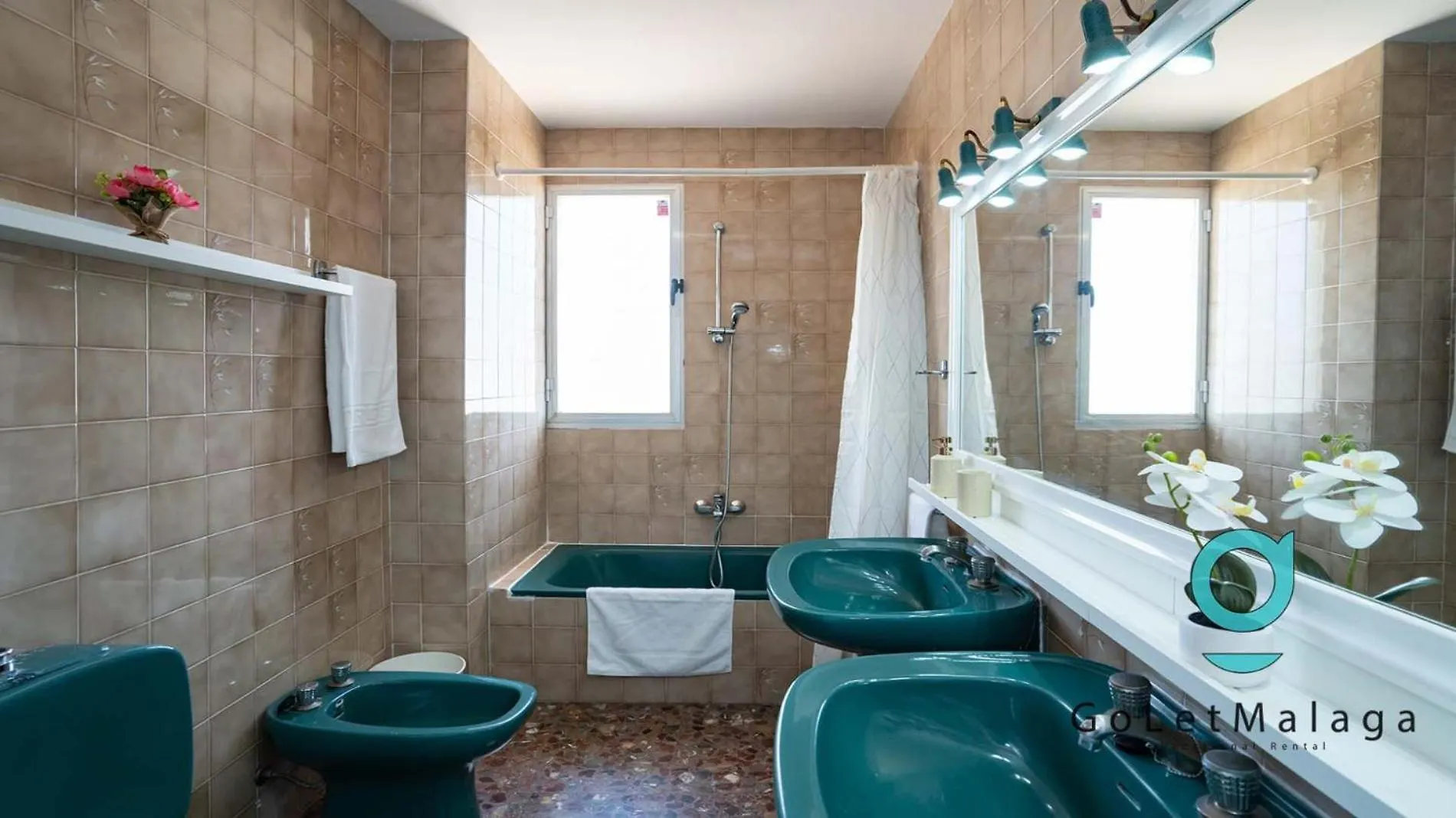 דירות פואנגירולה Sky Terrace Penthouse ספרד