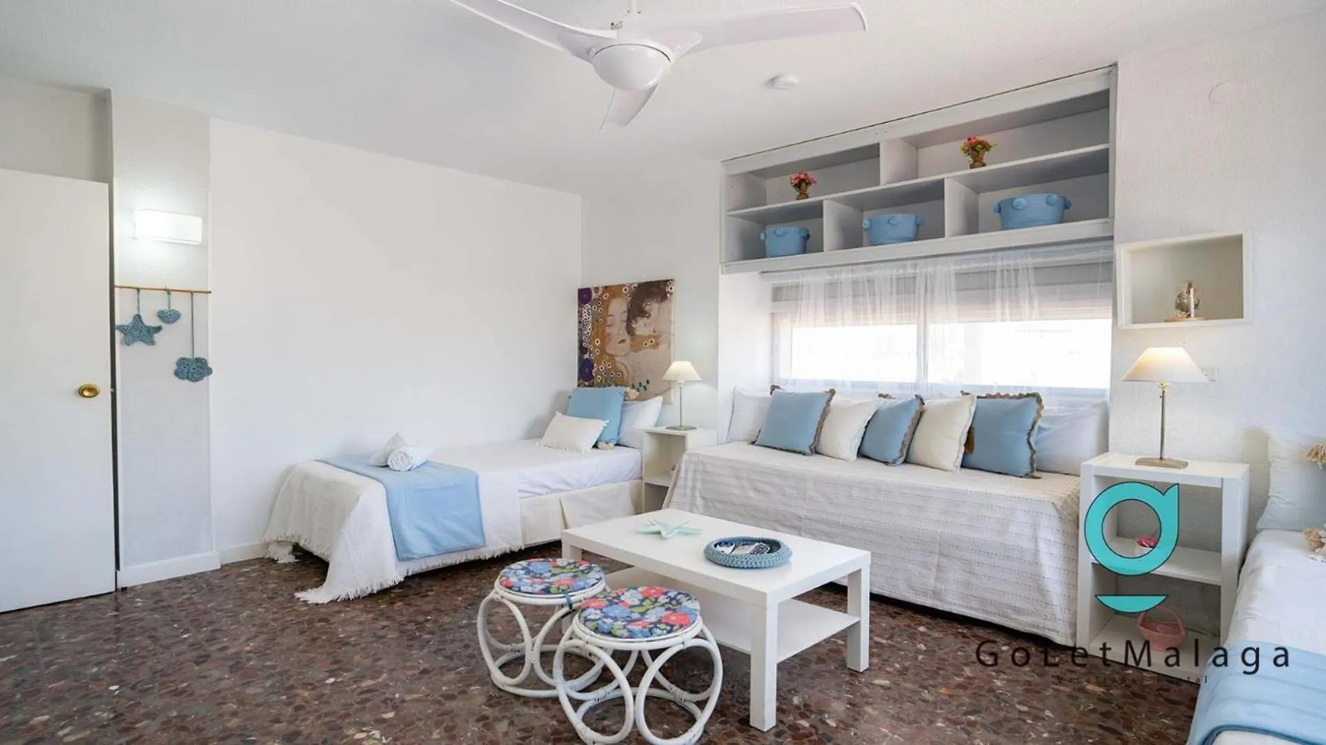 דירות פואנגירולה Sky Terrace Penthouse ספרד