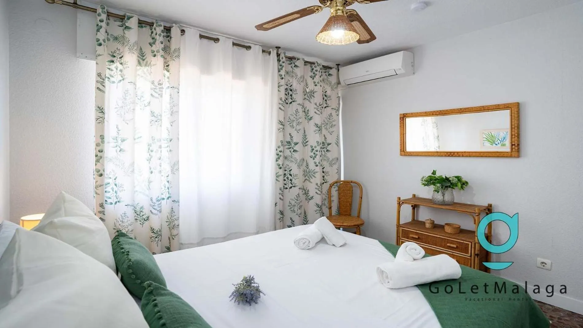 דירות פואנגירולה Sky Terrace Penthouse ספרד